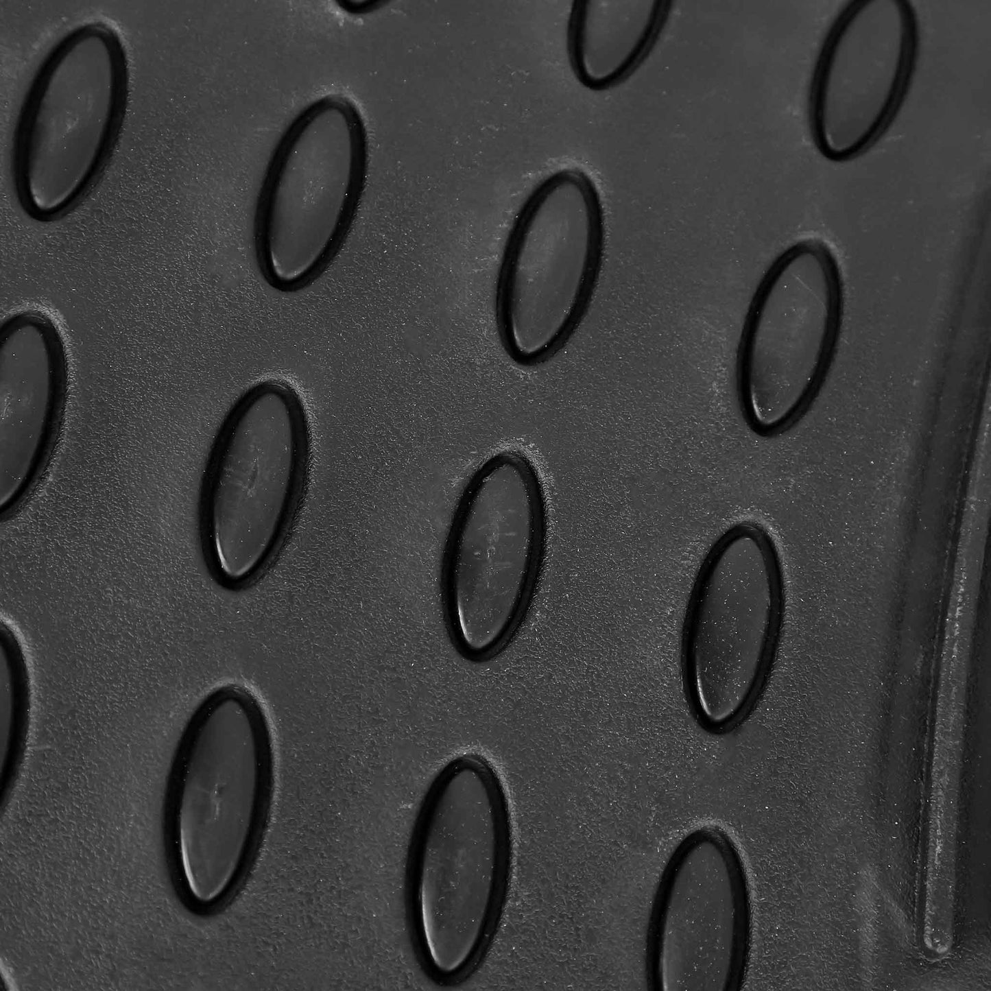 Car Mat With Full Cross Rear