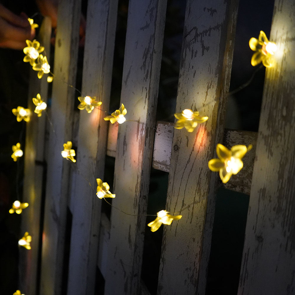 30 Solar LED Lily Flower String Lights