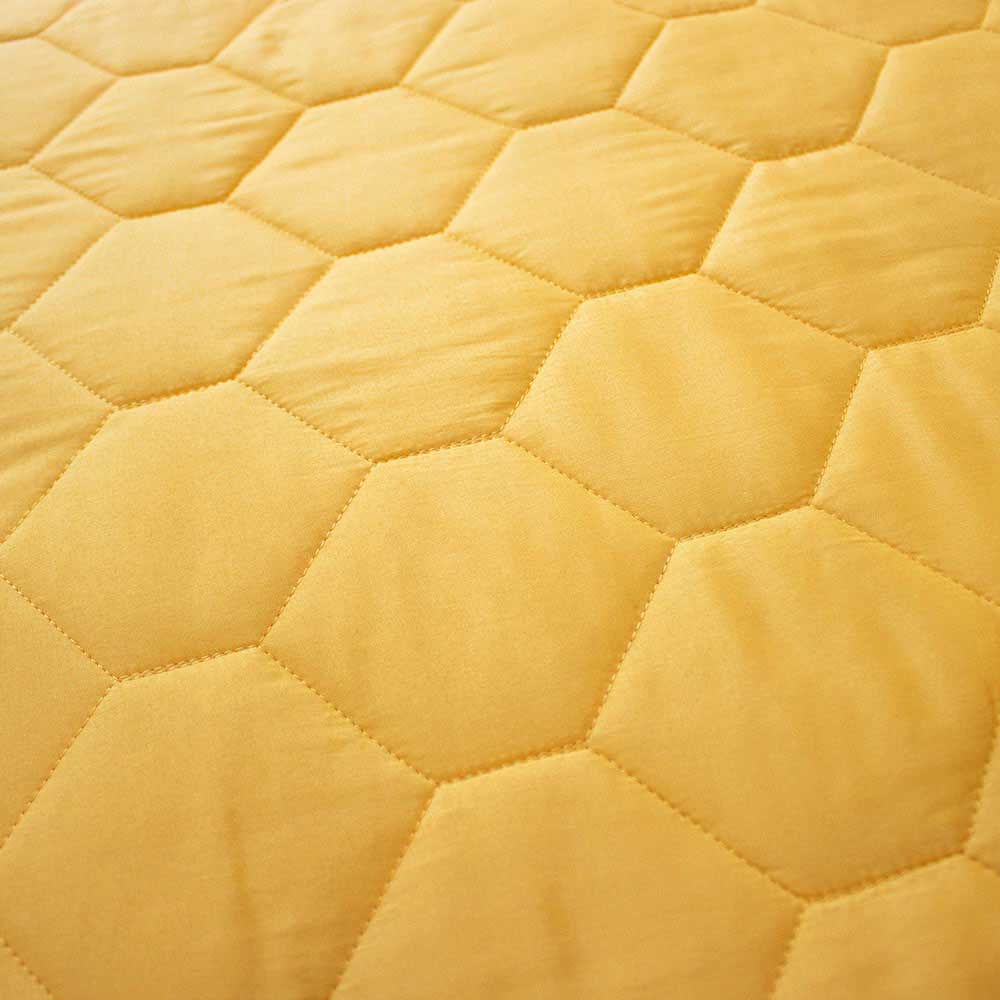 Embroidery Bee Bedspread 220Cm X 200Cm